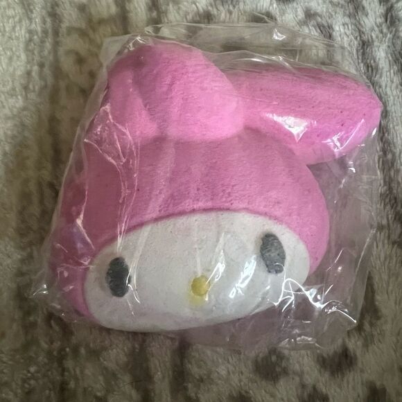 1 LEFT! Lush x My Melody Limited Edition Bath Bomb - Picture 4 of 7